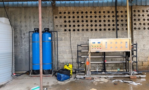 kok电竞体育某造纸厂锅炉2吨反渗透净水设备